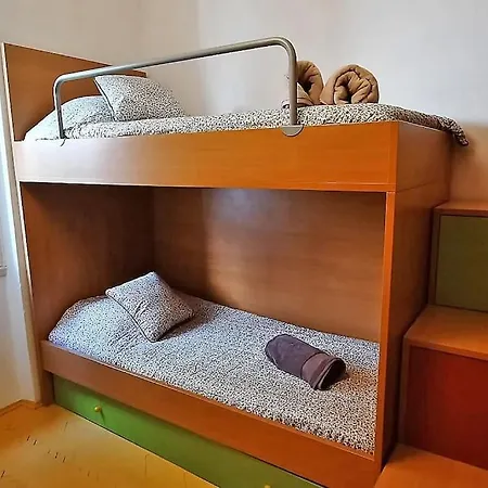 Prelijep Kondominij U Blizini Atrakcija Sibenik