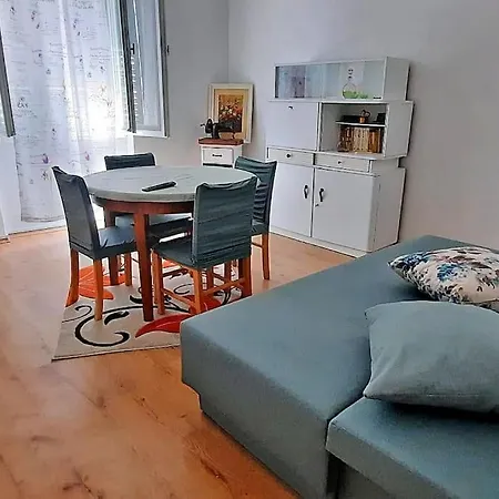 Prelijep Kondominij U Blizini Atrakcija Apartment