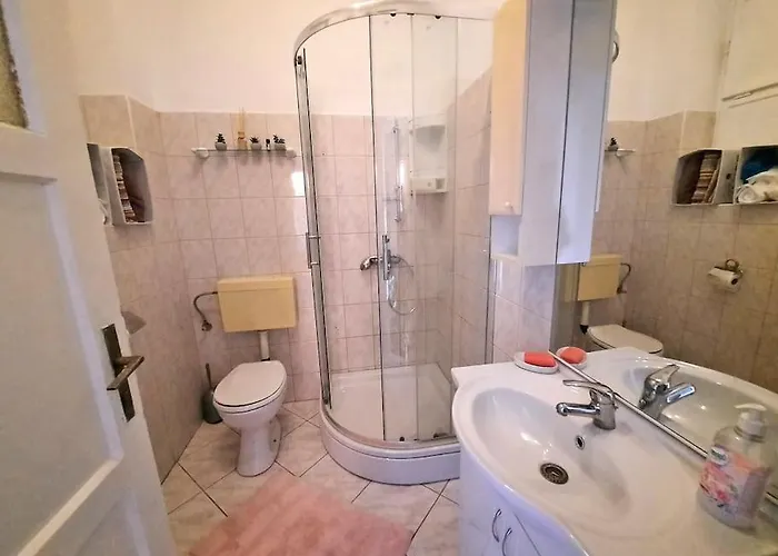 Prelijep Kondominij U Blizini Atrakcija *