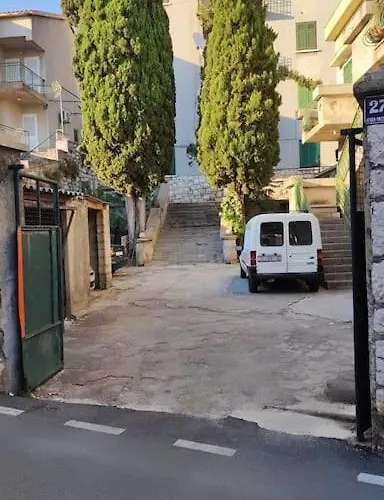Prelijep Kondominij U Blizini Atrakcija * Sibenik